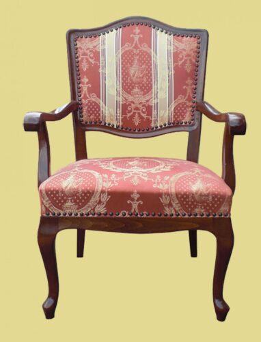 Baldų remontas ir pervilkimas